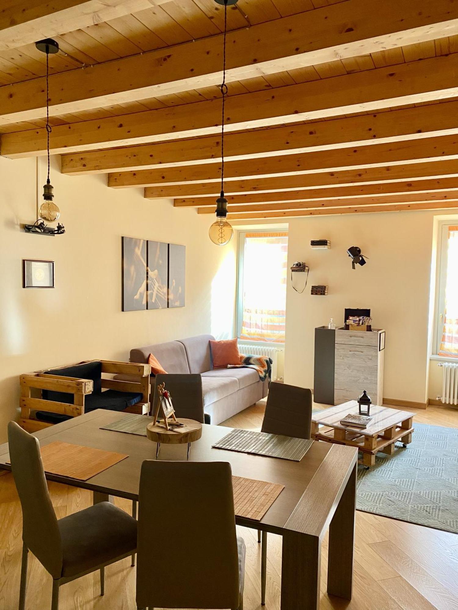 House Of Artist Apartment แบร์กาโม ภายนอก รูปภาพ