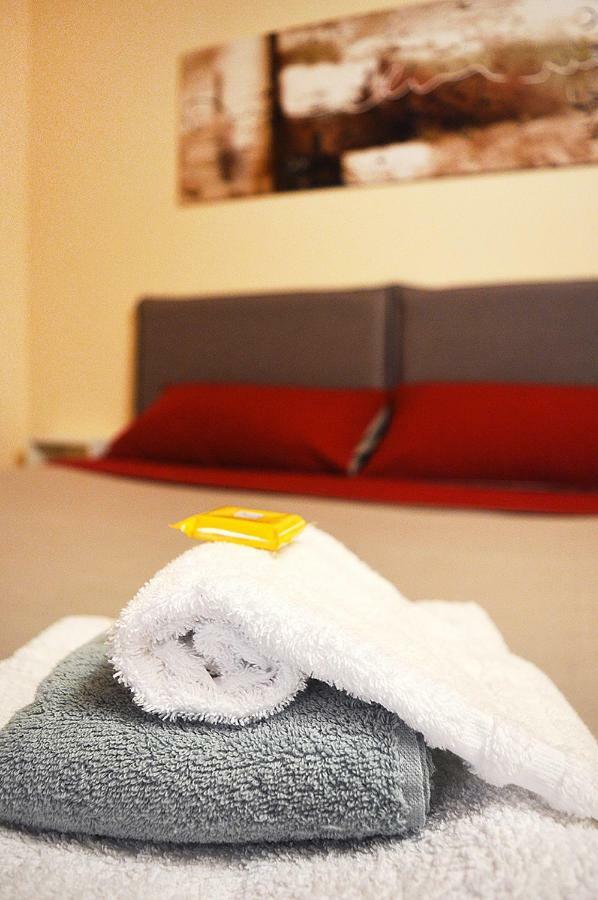 House Of Artist Apartment แบร์กาโม ภายนอก รูปภาพ